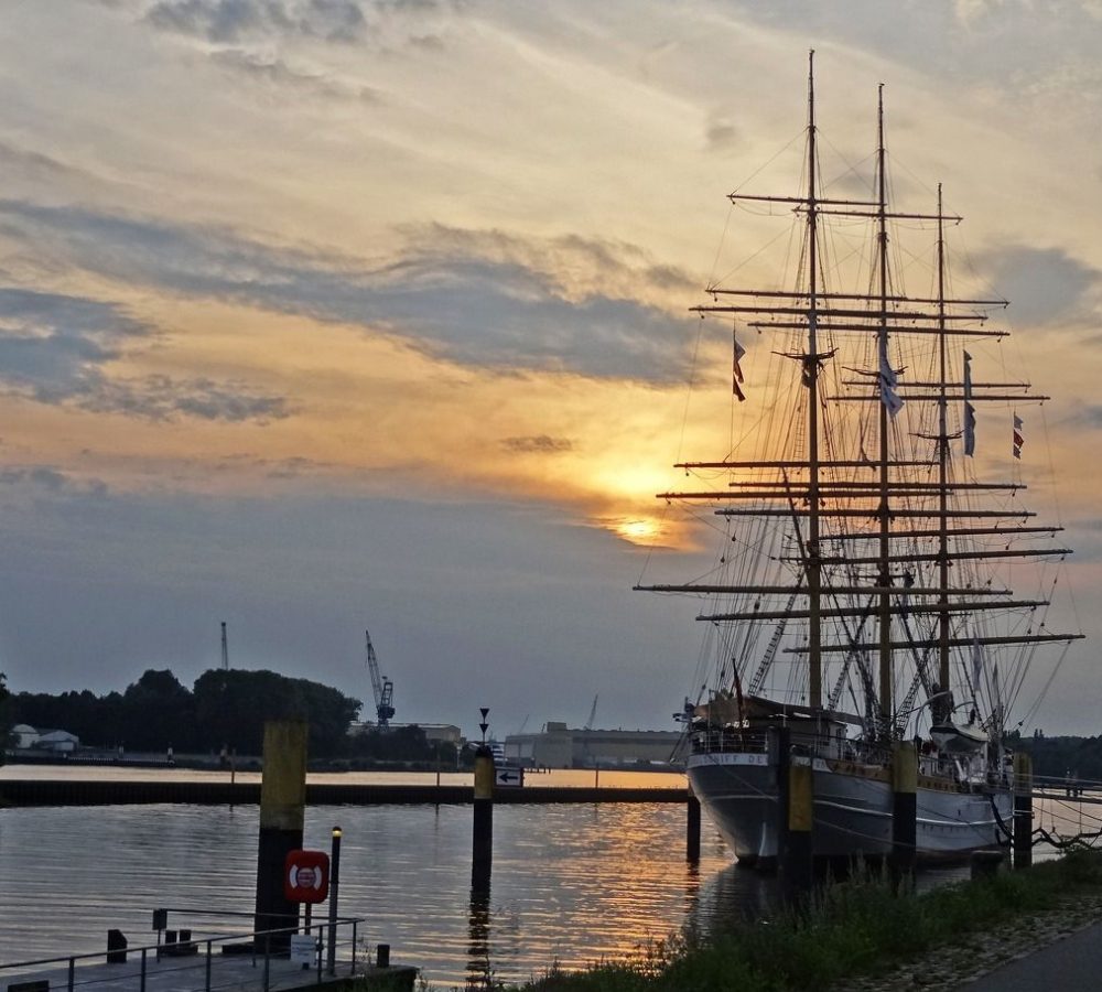 BTZ_5417_SchulschiffDeutschland-Abend