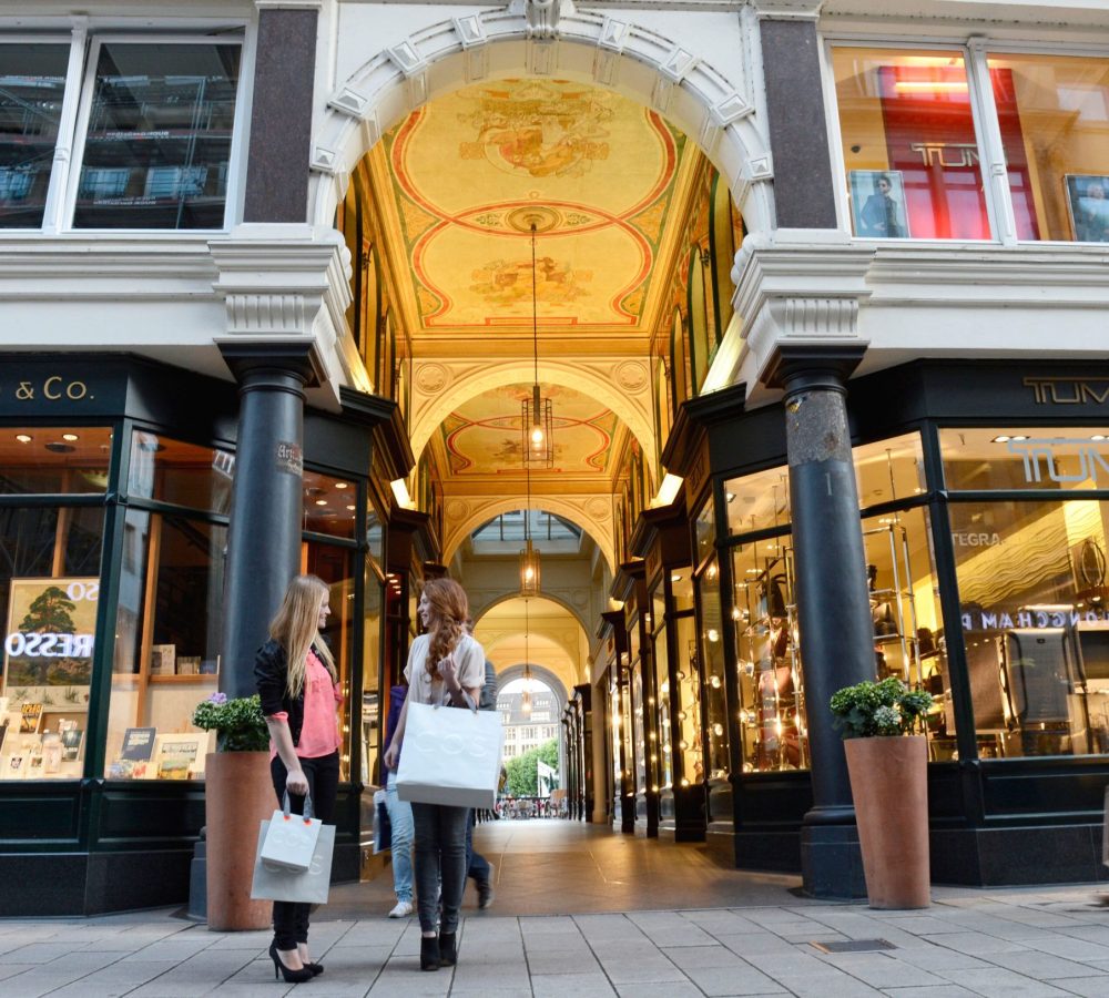 L-Shopping Mellin-Passage-Mediaserver Hamburg _ gem. Nutzungsbedingungen des HMG-Mediaservers.licensed for Hamburg Marketing GmbH (non commercial)