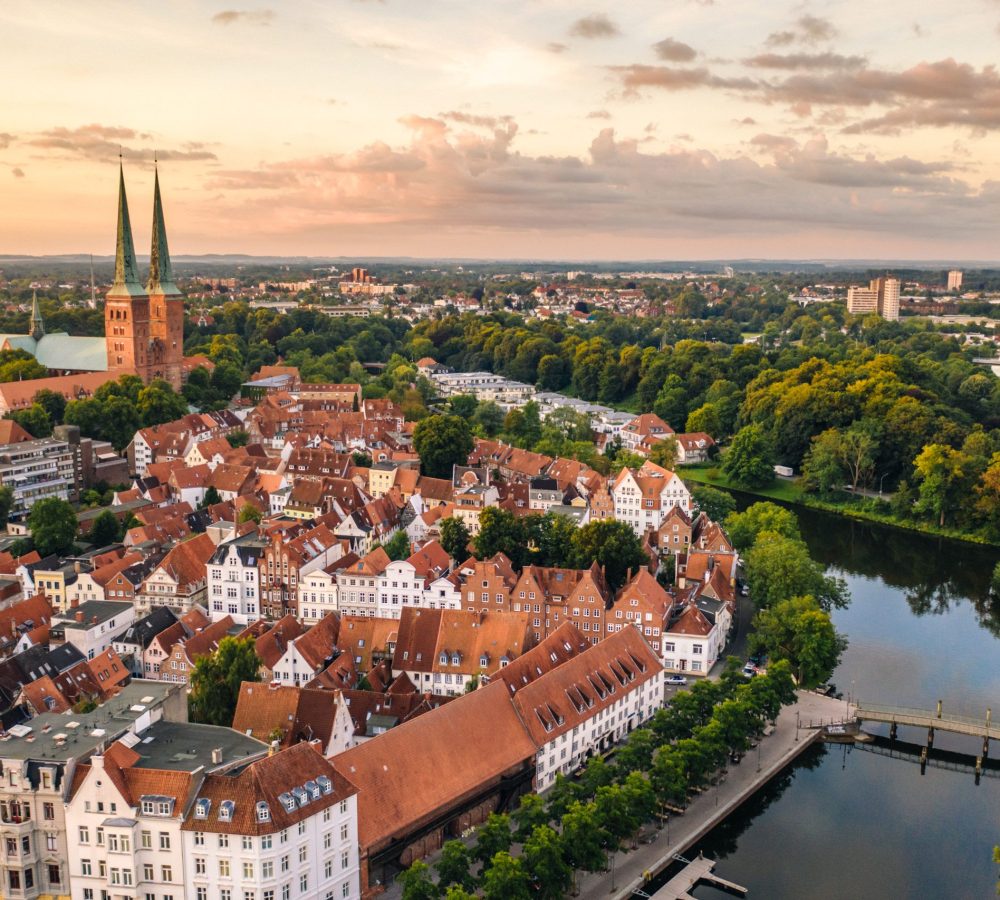 Lübeck - DOM Altstadt Abendstimmung 1 ©DZT