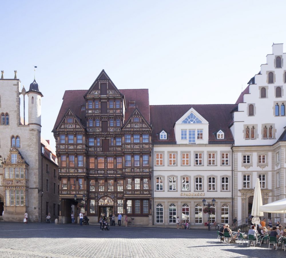 Historische Häuser am Marktplatz, Altstadt, Hildesheim, Niedersachsen, Deutschland, Europa