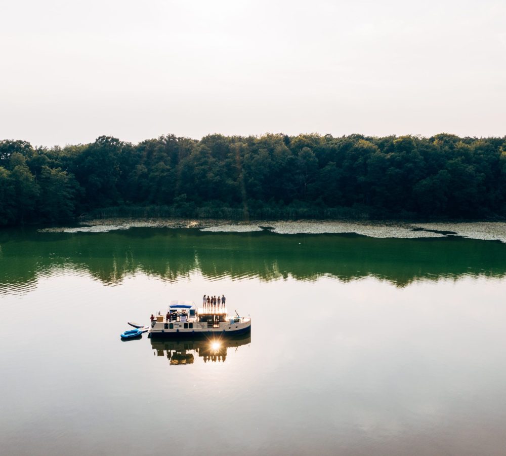 Family holiday on a houseboat