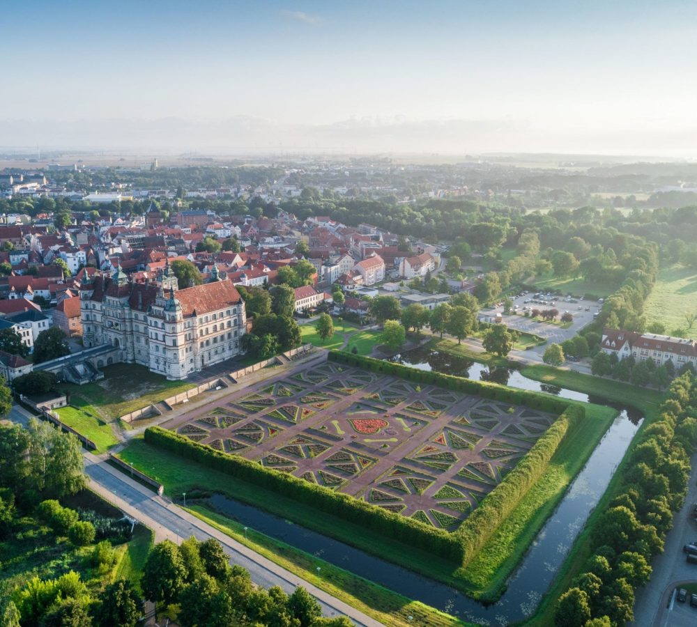 Schloss Güstrow mit Parkanlage©Staatliche Schlösser, Gärten und Kunstsammlungen M-V