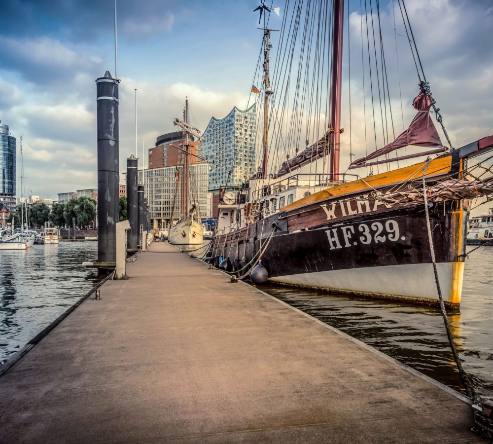 Deutschland, Hamburg, Hafen, Yachthafen, Elbe, Segelschiff